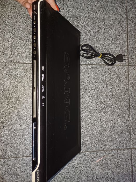 Продавам DVD Sang