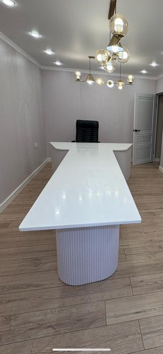 Продам стол для офиса