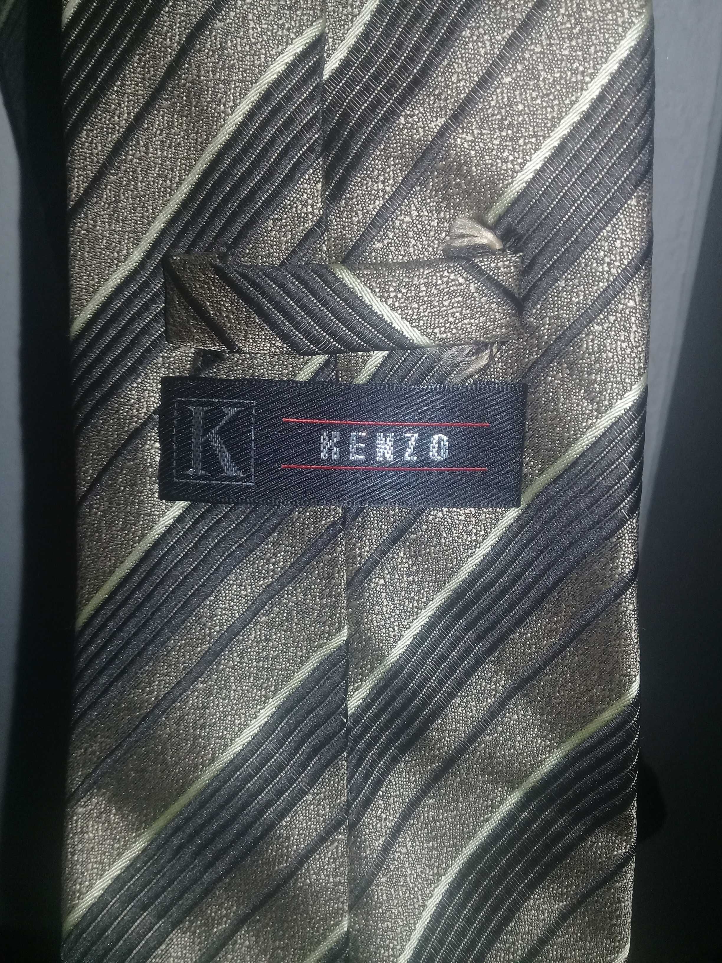Продам галстук  в полоску