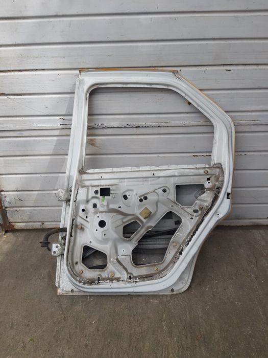 Usa dreapta spate dacia logan 2004 2011