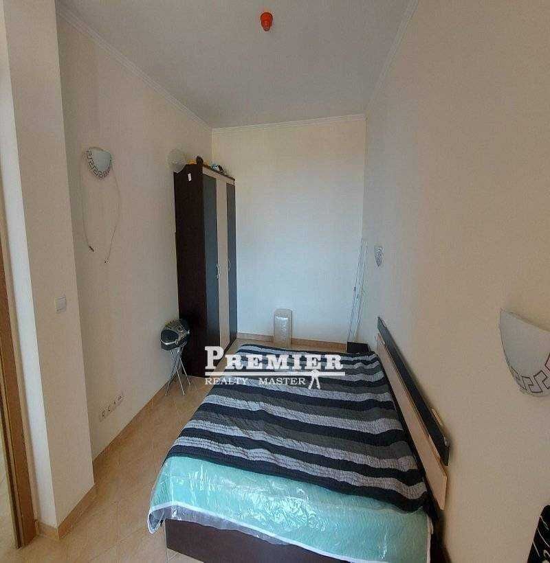Продава се Тристаен апартамент в к.к. Елените - 98 кв.м за 391 €/кв.м - Снимка #11