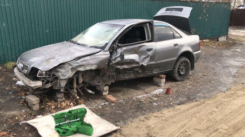 Продам Ауди А4 б5