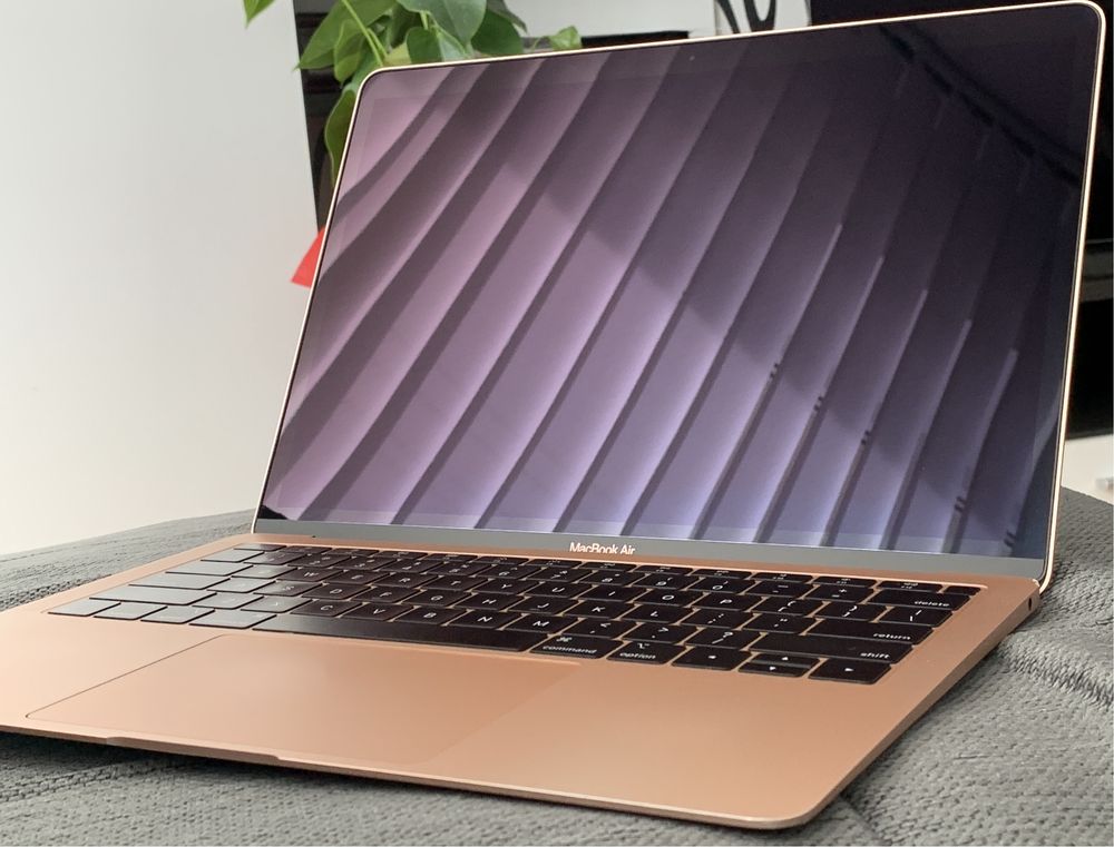 MacBook Air 2018 (Rose Gold)