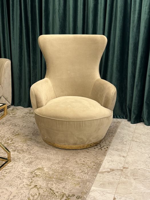 Set mobilier living: masa+scaune+canapea+fotolii rotative+comoda TV