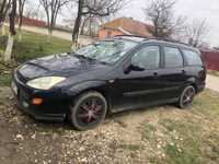 Masina Ford Focus negru