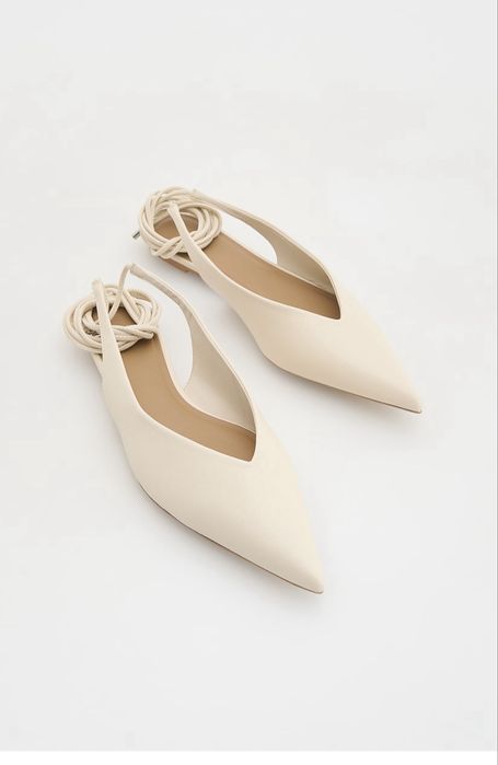 Обувки  с връзки