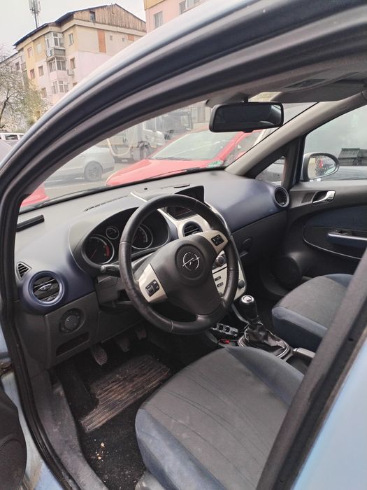 Opel CORSA D an 2007