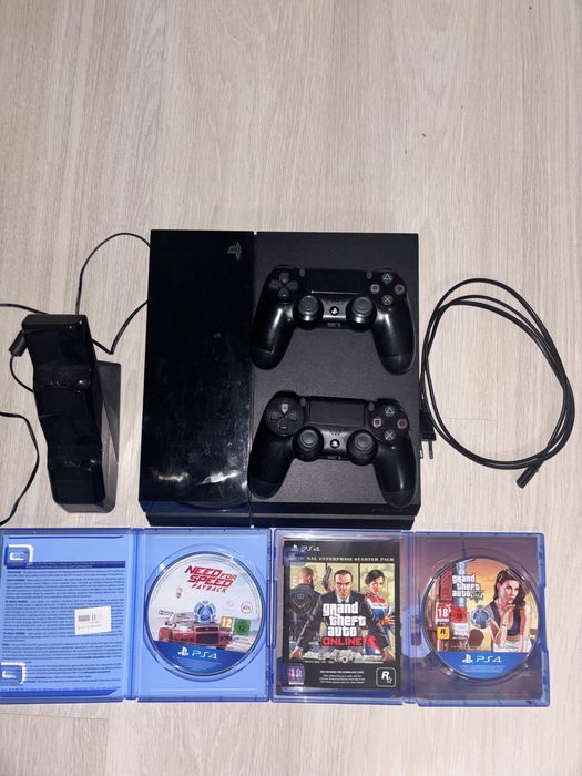 PS4 комплект – 150лв (неработеща конзола)