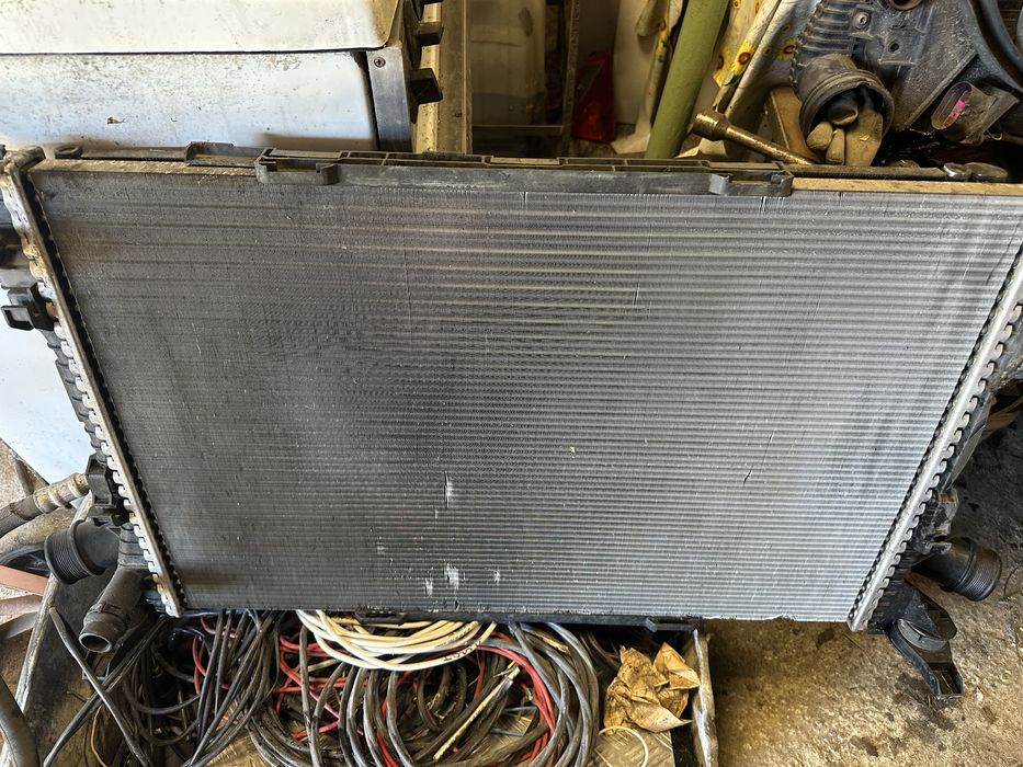 Воден радиатор Audi 1.8t 2.0t 2.0tdi 2.7tdi 3.0tdi