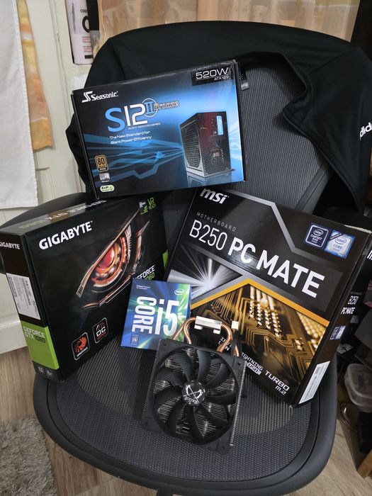 Vand kit  placa de baza msi b250 + i5 7500 3ghz +gtx 1060 3gb+16ddr4