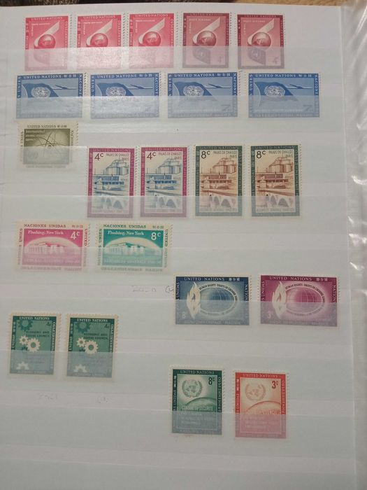 Clasor Wessex Knight  60 pagini si timbre Natiunile Unite New York