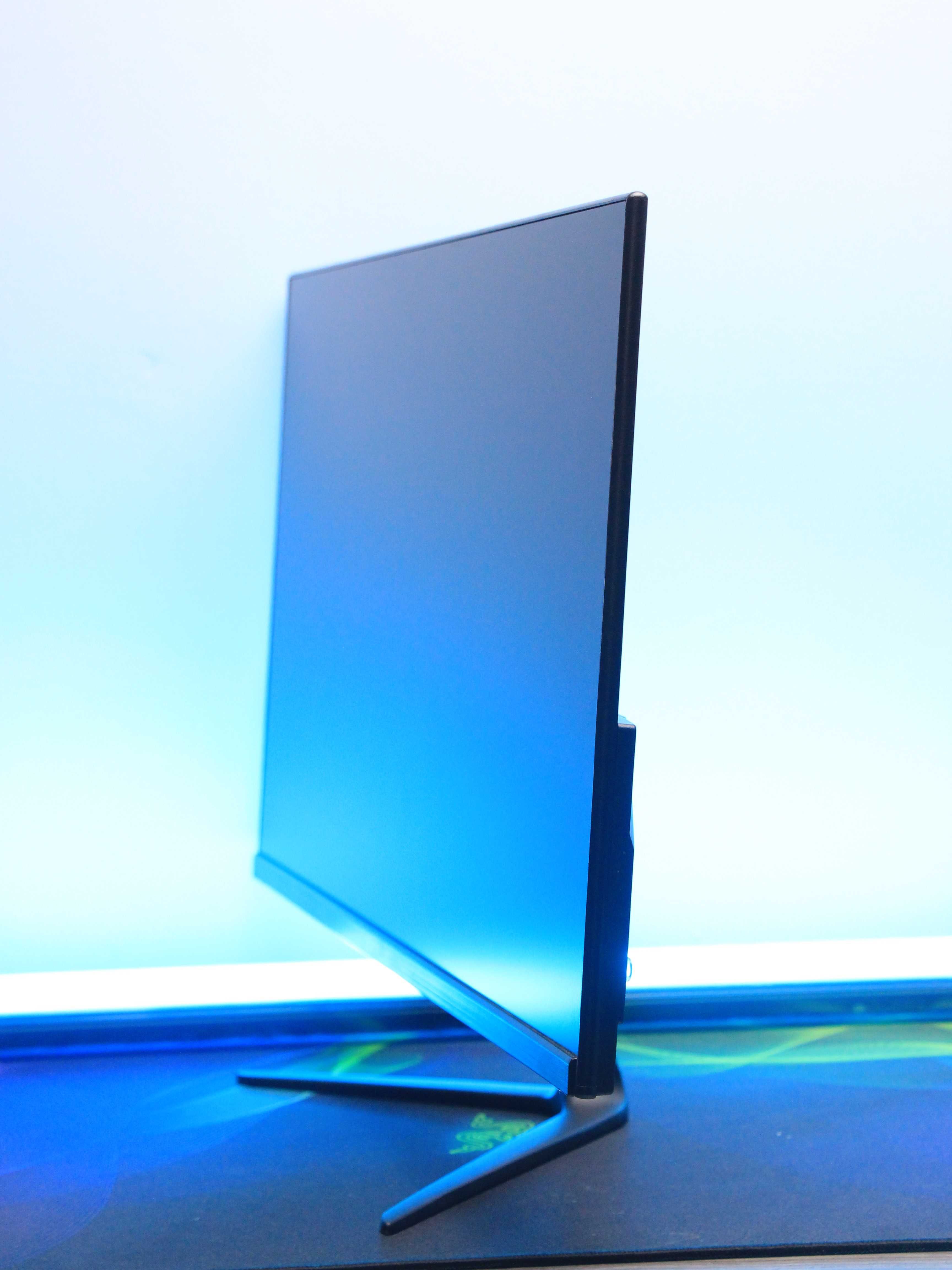 Ziffler 24 100hz monitor sotiladi