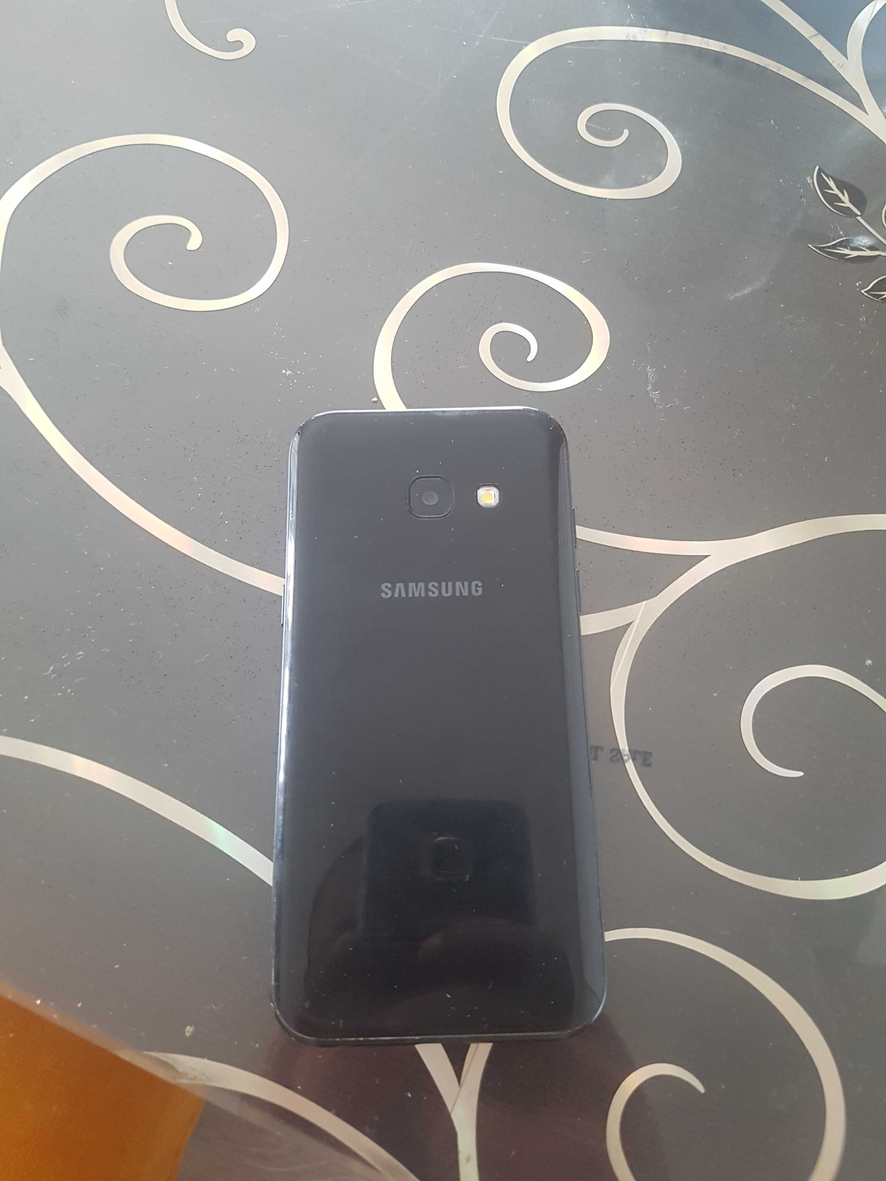 Samsung A3 отличен