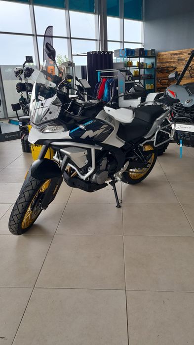 CF Moto 700MT 2025