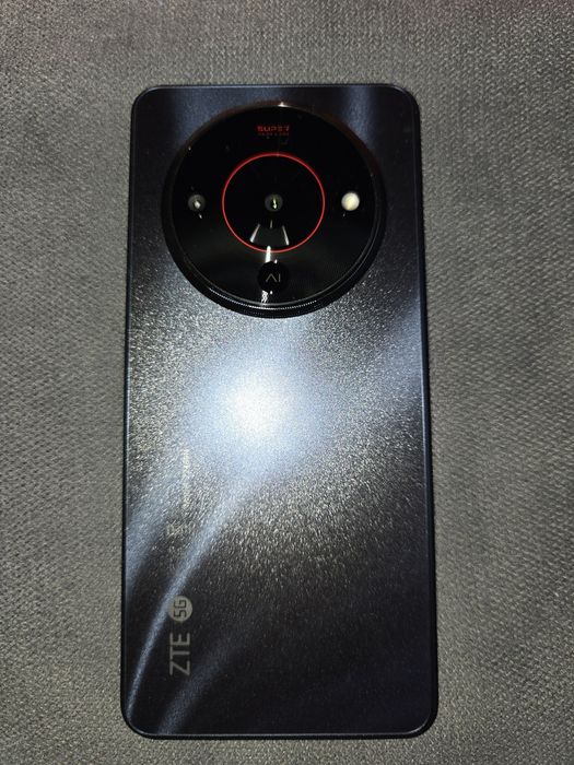 Продавам чисто нов ZTE Blade A76 5G