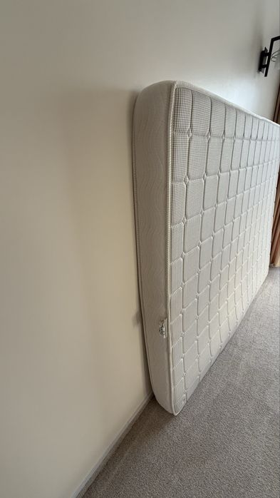 Saltea Dormeo 160x200 Memory foam si carbon