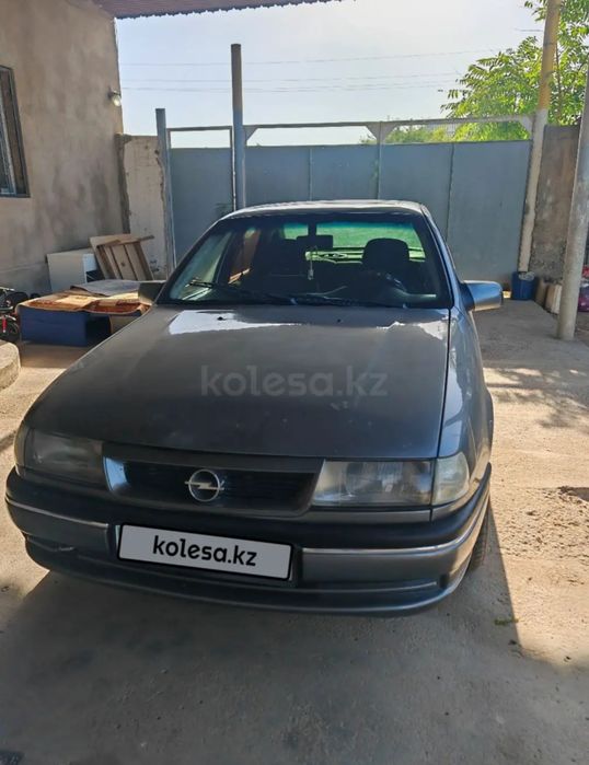 Opel Vectra объём 1,8 газ бензин