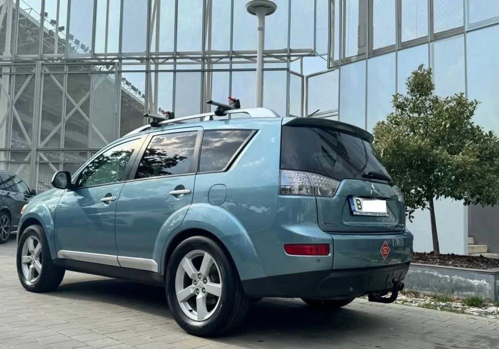 Mitsubishi outlander 2.2 di-d instyle - 2008