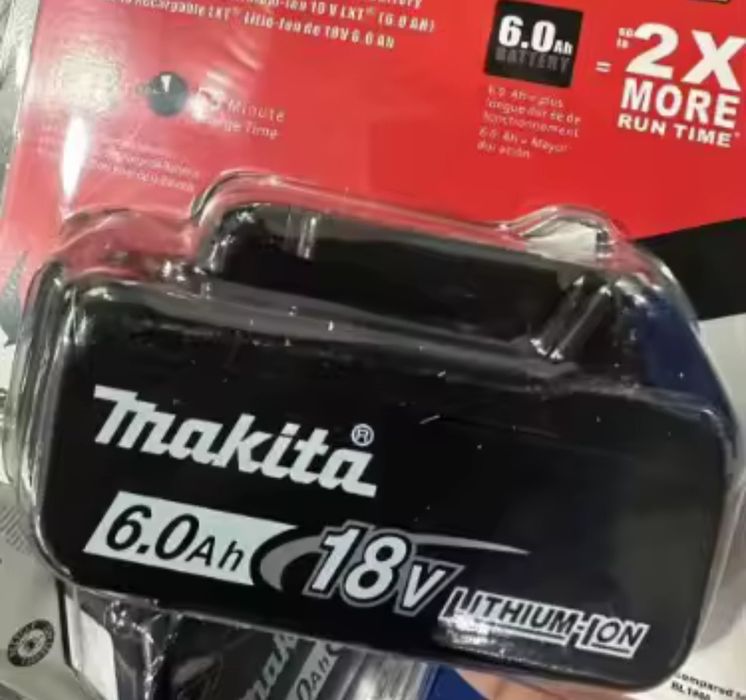 2 Acumulatori semiprofesionali Makita de 6 Ah,18 V ,sigilati în plast