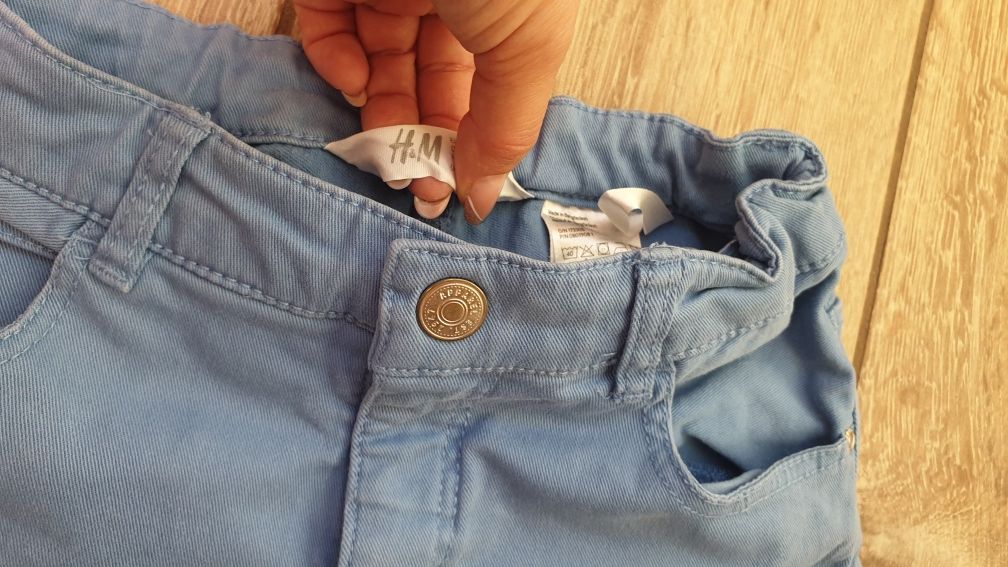 Pantaloni H&M + tricou Change,6 ani,30 lei