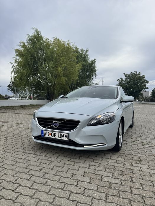Volvo v40 inmatriculat