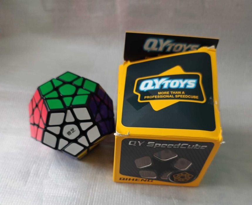 QYToys SpeedCube