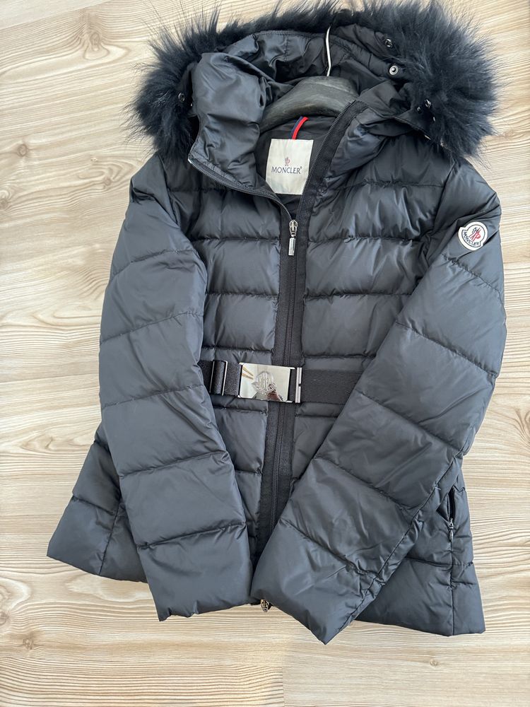 Дамско яке Moncler