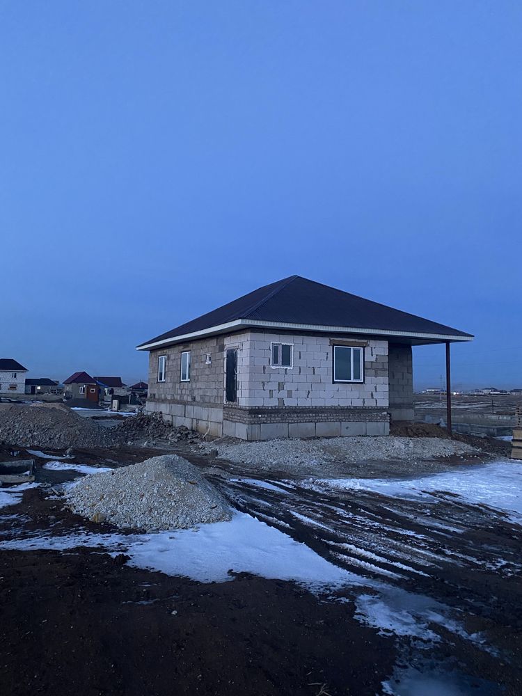 Продается недостренный дом  Коянды