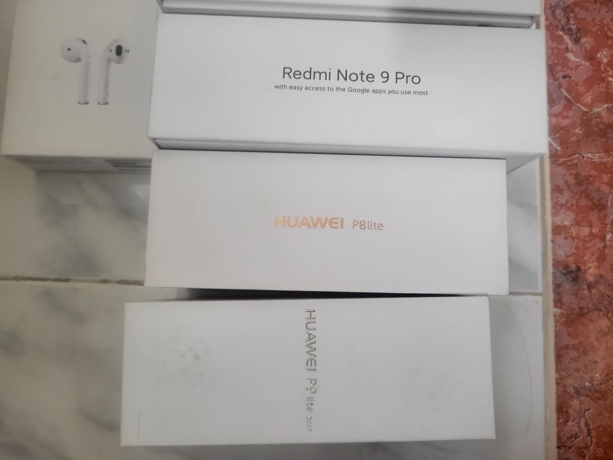 Cutii IPhone diverse modele Huawei RedMi