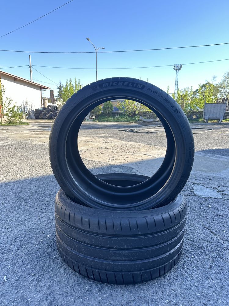 Michelin Pilot Sport 4s 295/30/20