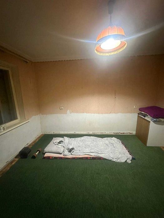 СРОЧНО !! Продается квартира в Яшнабаде 1/1/4 ( 32 кв/м ) Узбум