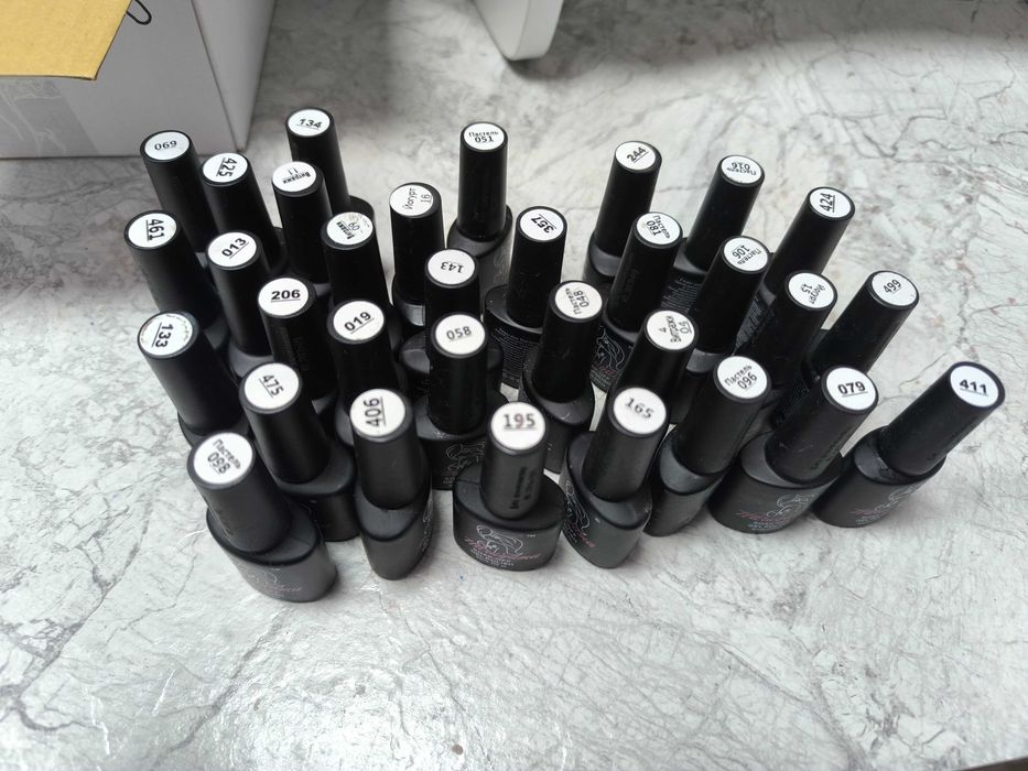 Продам гелевые лаки, базы, топы