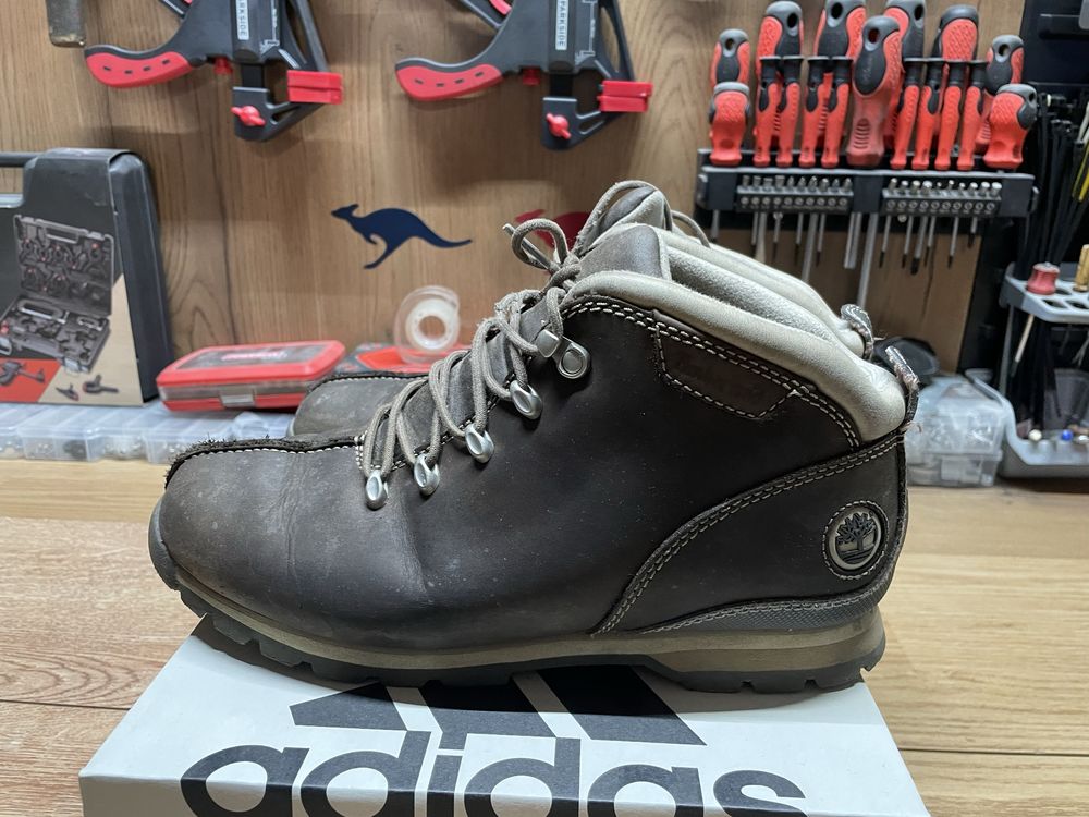 Продавам мъжки обувки Timberland.