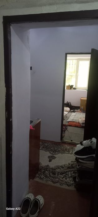 Uy sotiladi Muljal ttz bozor yonida