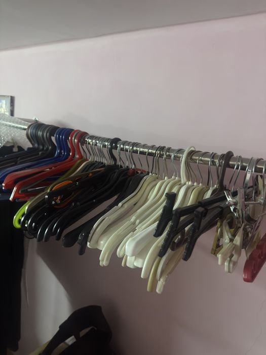 Вешалки разные дешево