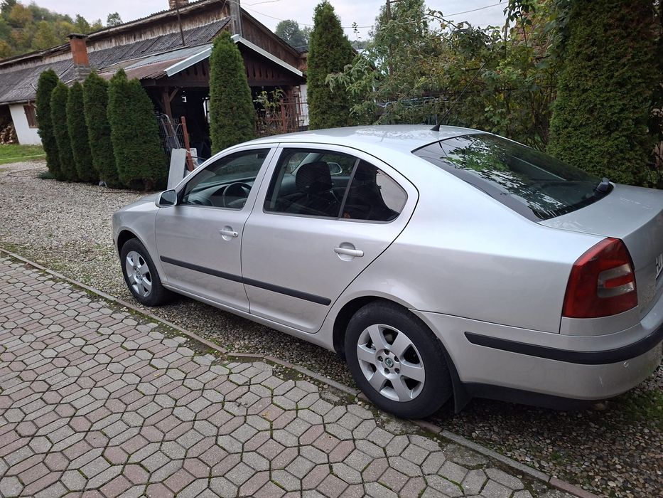 Vând Skoda octavia 2