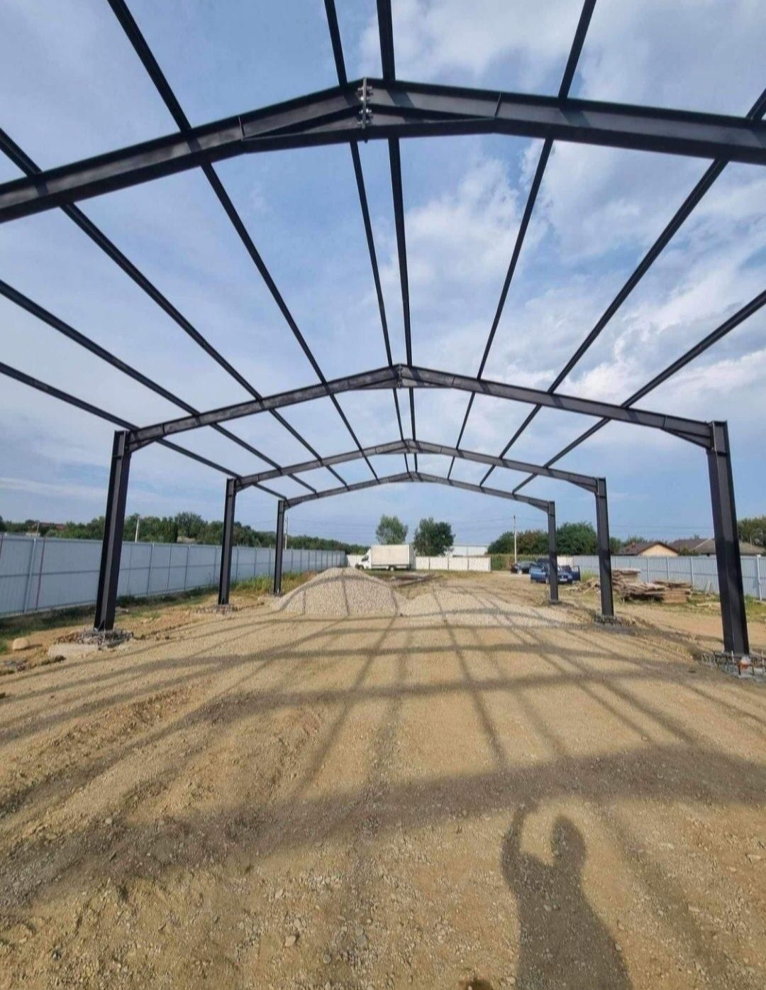 Vand hala pe structura metalica diferite dimensiuni