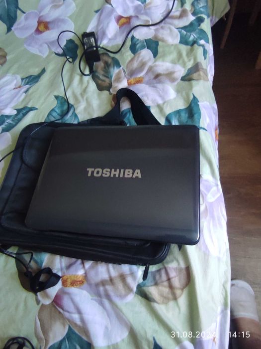 Ноутбук  Toshiba