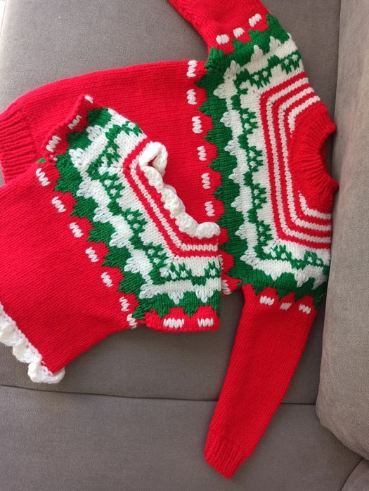 Коледни пуловерчета за дете и бебе