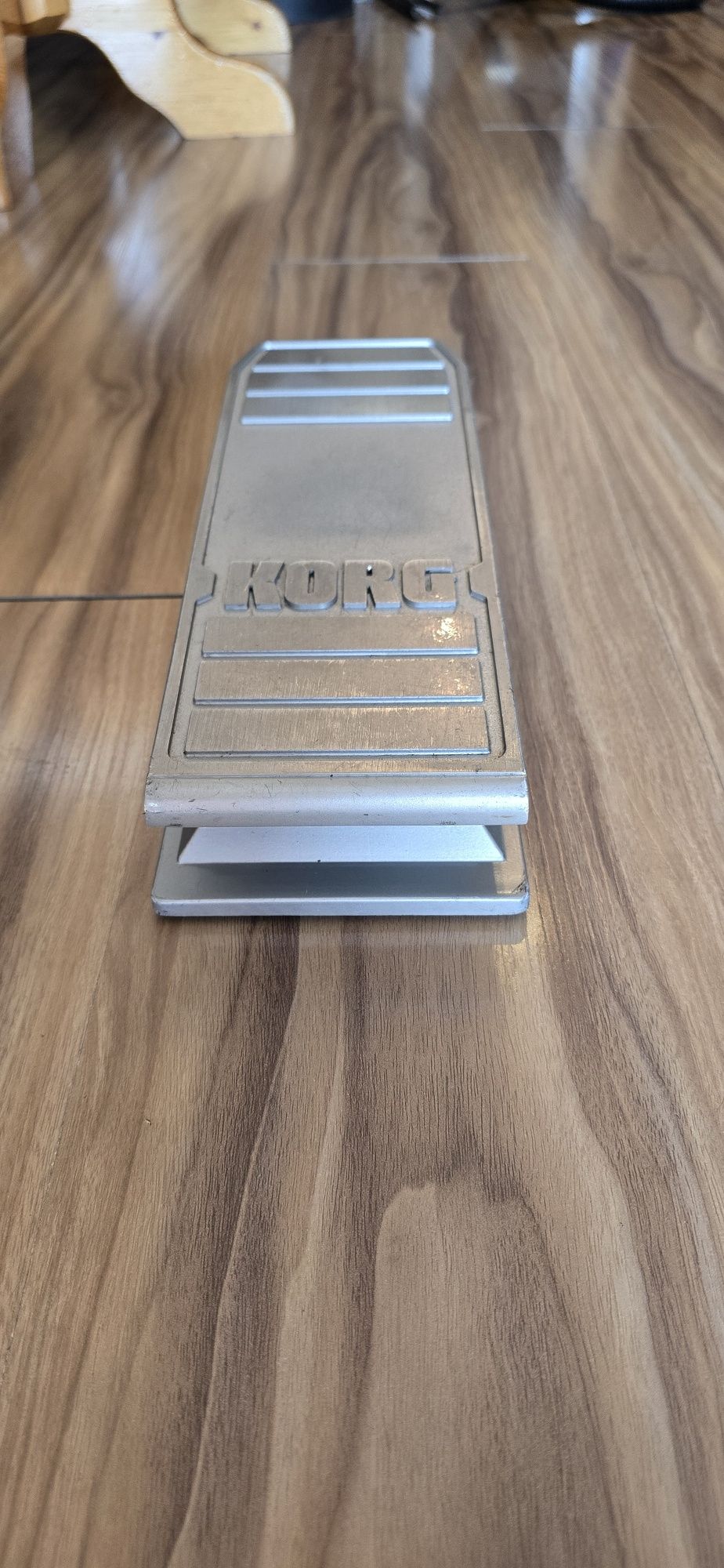 Продавам педал Korg XVP10