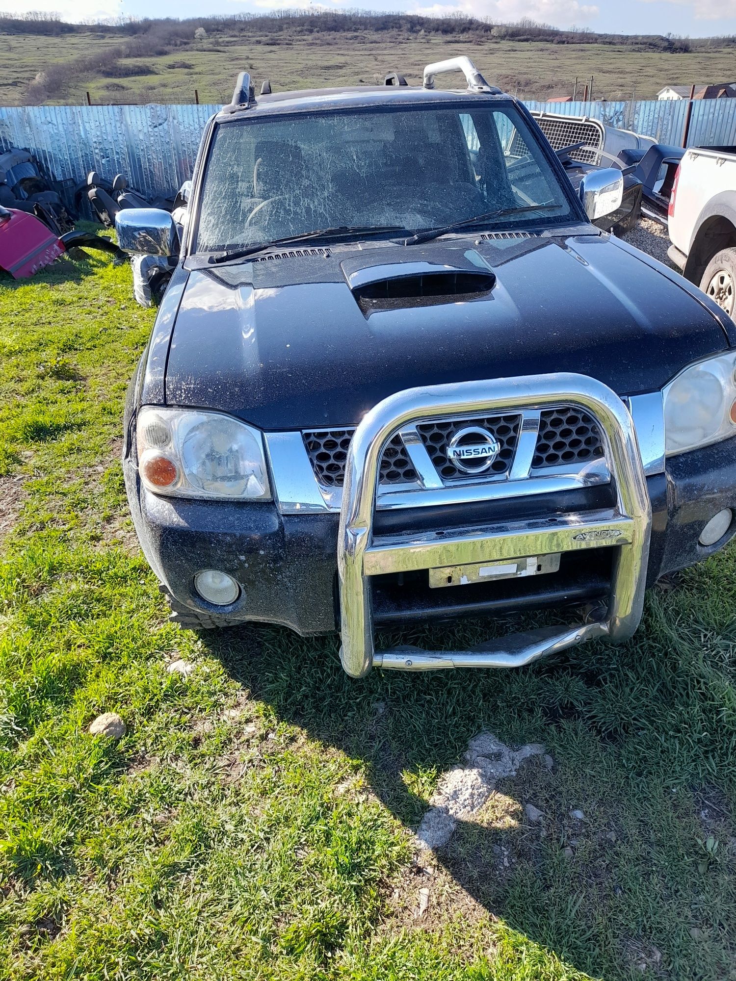 Grup fata bulbar coarne Nissan Navara d22 an 2003 2006