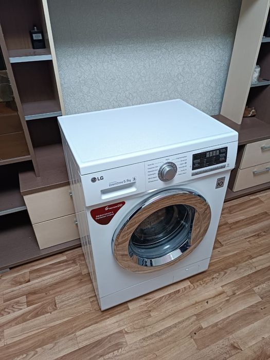 Стиральная машинка  автомат 5.5kg