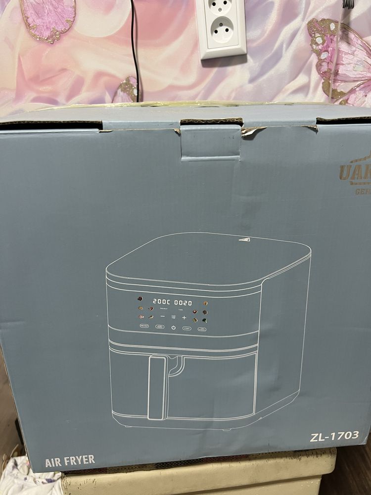 Продам аэрогриль Uakeen ZL17-03