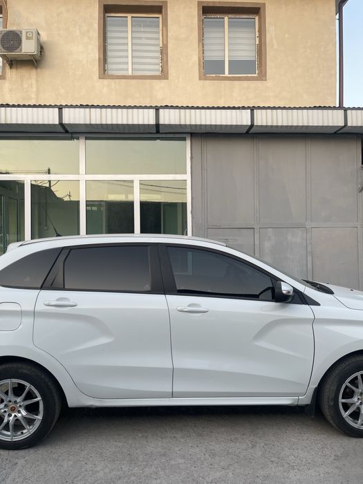 Lada xray 2019 probeg 60 ming kelishamiz narxi 8.500$ xolati yaxshiiii