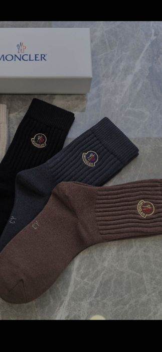 Șosete UGG, Moncler, modele 2026