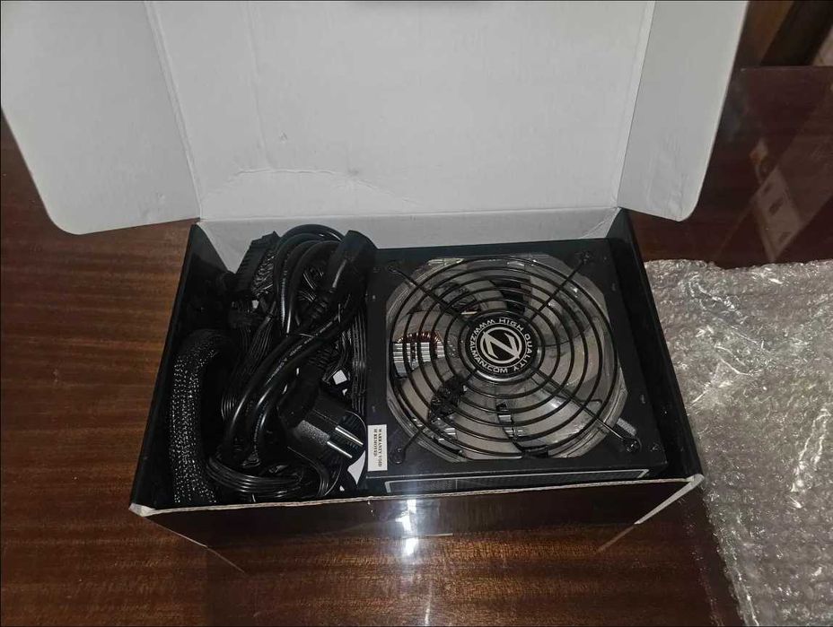Захранване PSU Zalman 700W