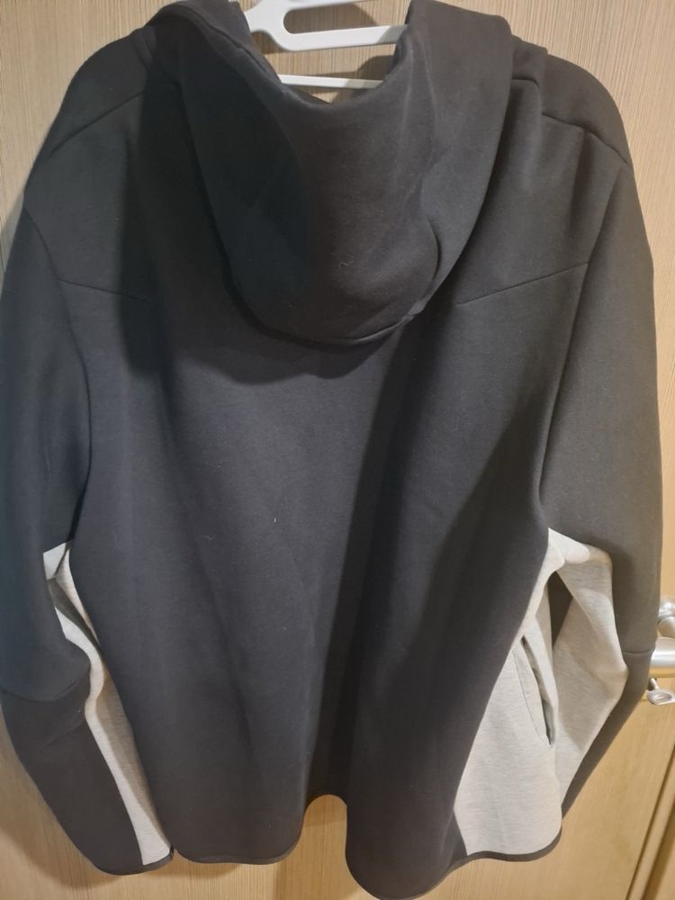 Nike Tech Fleece