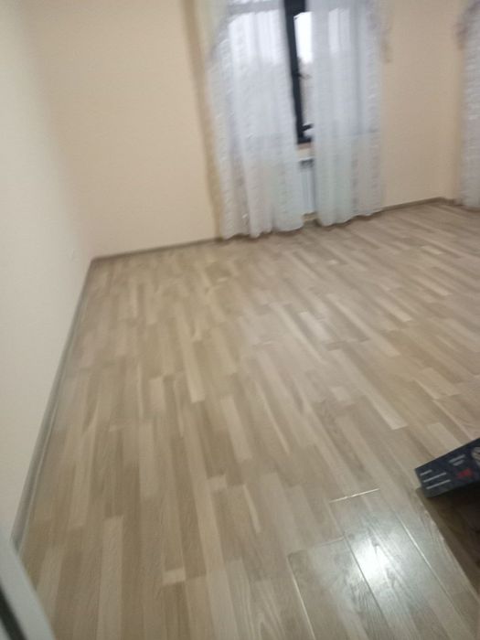 Сдаётся квартира в чирчике 2 мкн Навастройка 6 этаж