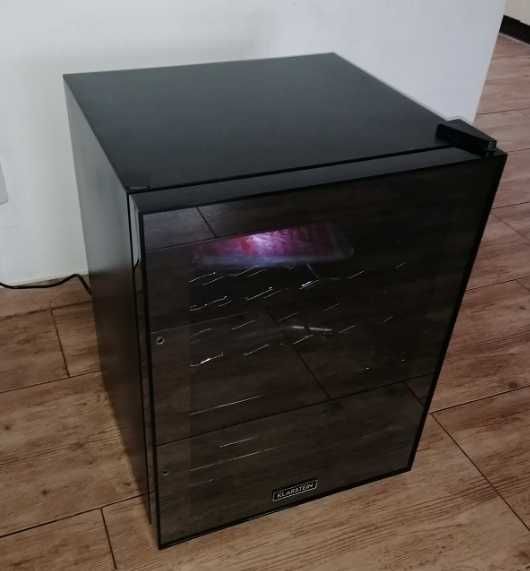 Хладилна витрина Beersafe XL Onyx, в гаранция