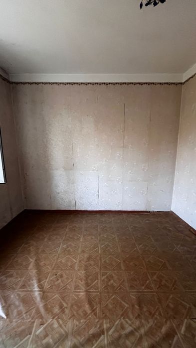 Срочно продается 2х ком кв 4 этаж 9 мкр 24 дом